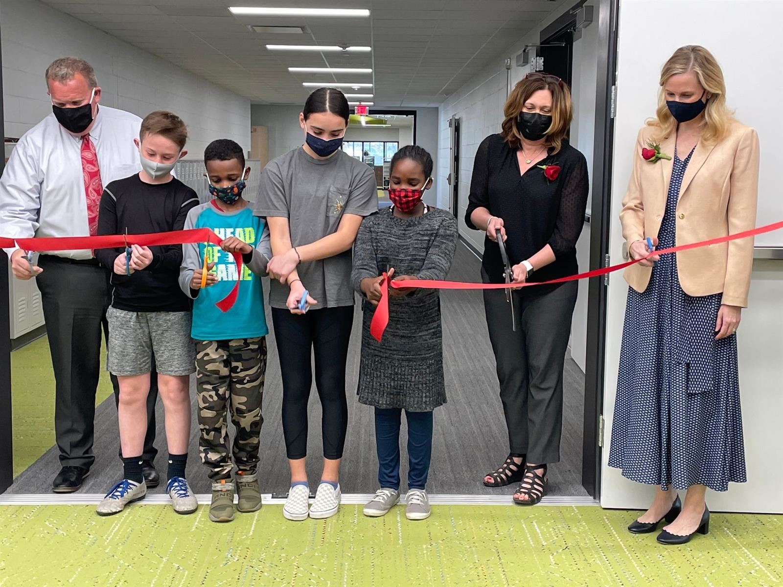 Prairie Lane Ribbon Cutting 